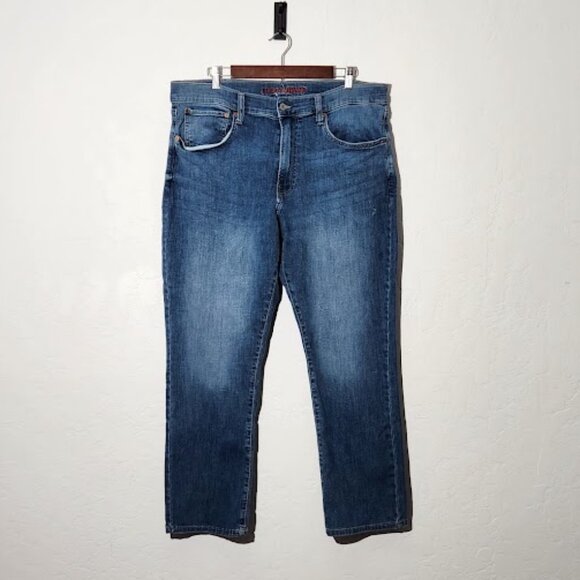 Lucky Brand Men's 223 Straight Jeans in size 36 - Picture 1 of 5